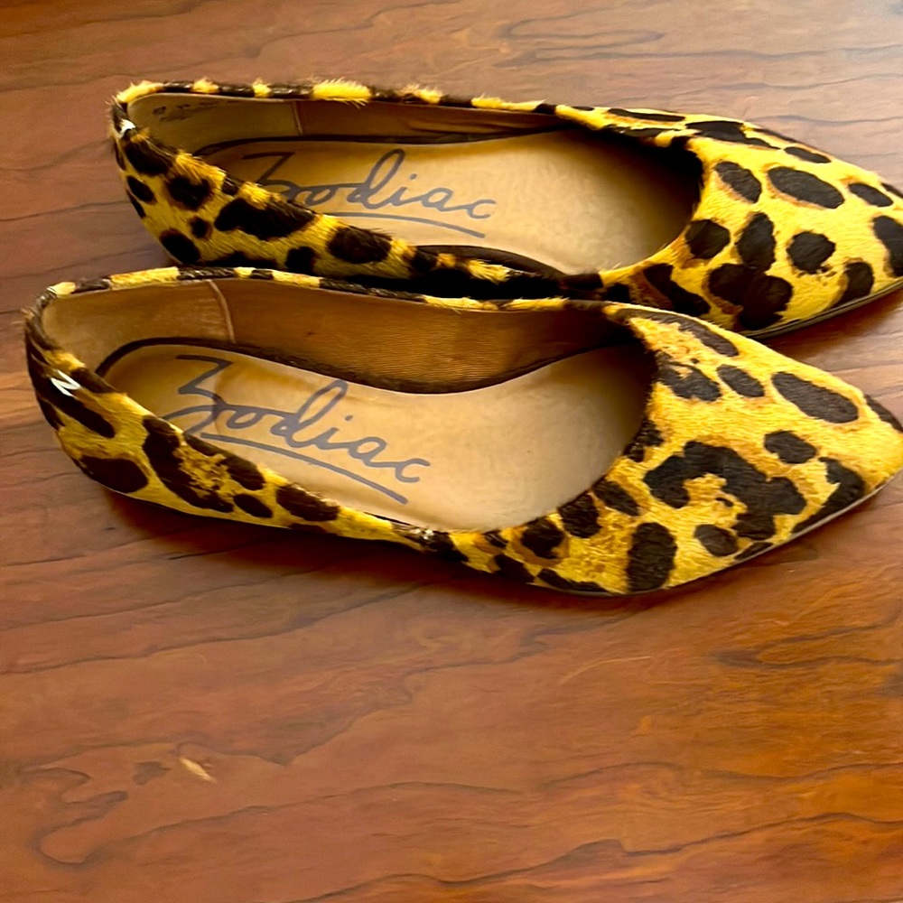 Zodiac calf half flats